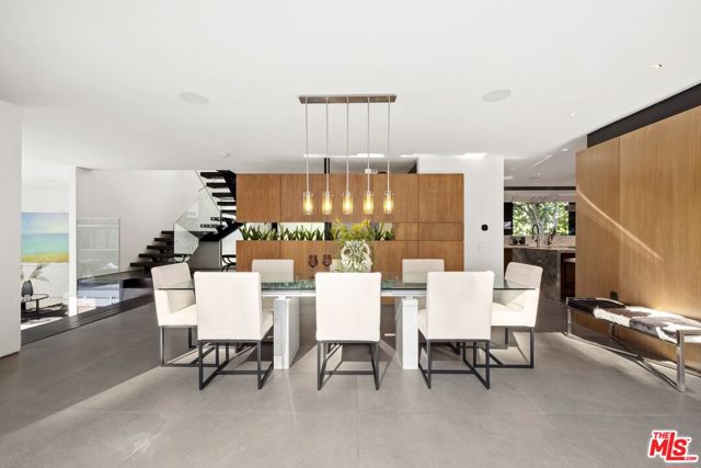 Property photo of 10558 Fontenelle WY