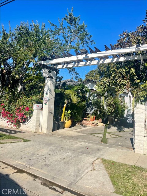 Property photo of 4061 W 101st