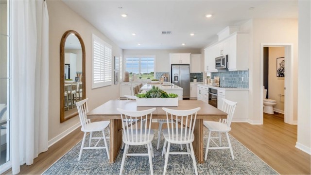 Property photo of 2587 E Lincoln Paseo