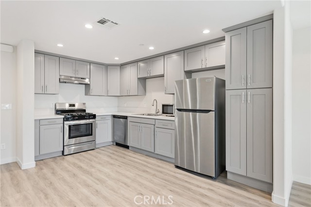 Photo of 419 N Chandler