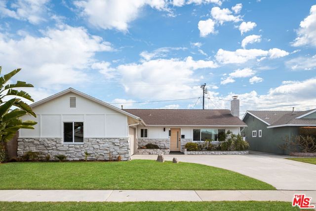 Photo of 14592 Belmar Cr