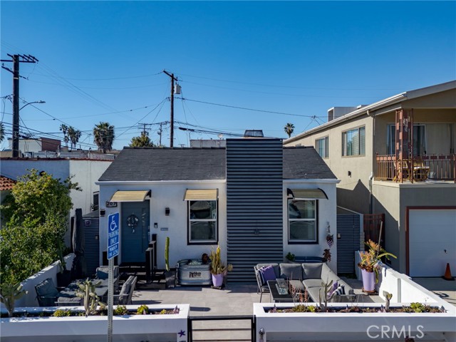 Property photo of 207 Santa Ana