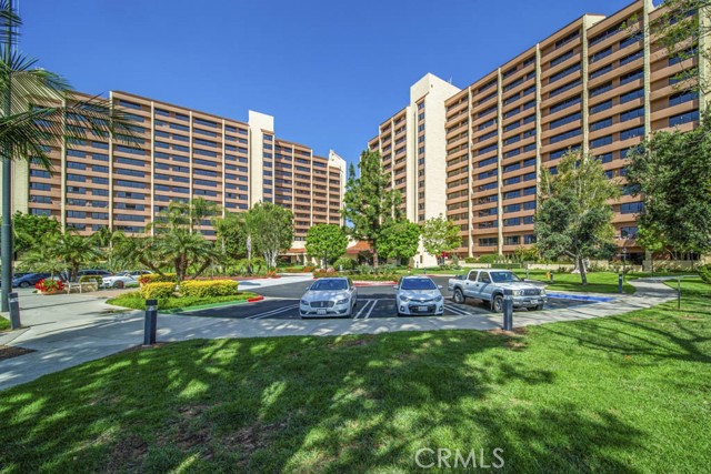 Property photo of 24055 Paseo Del Lago