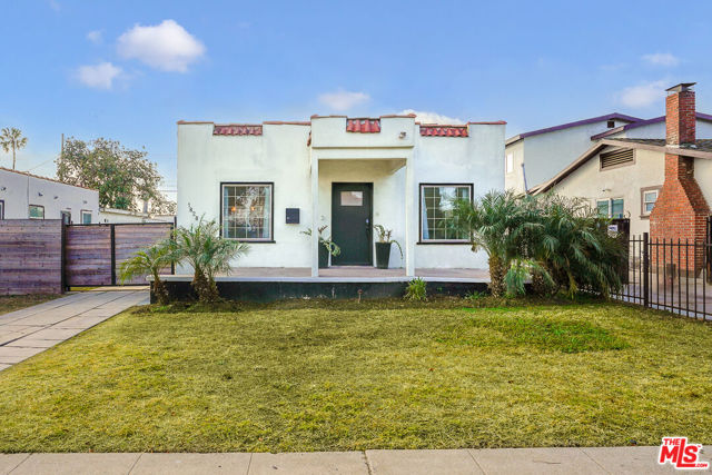 Property photo of 1828 W 84th ST