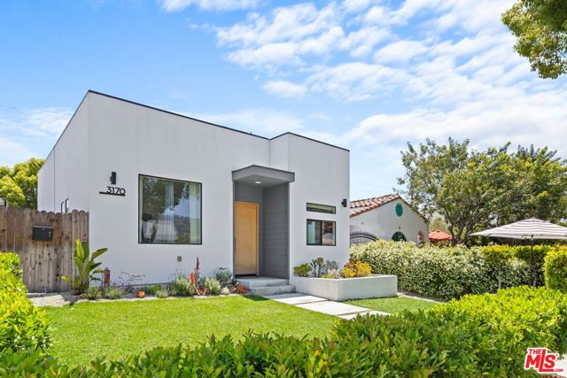 Property photo of 3170 Glenmanor PL