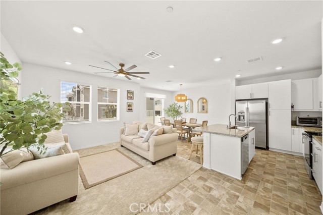 Property photo of 36351 Elizabeth LN