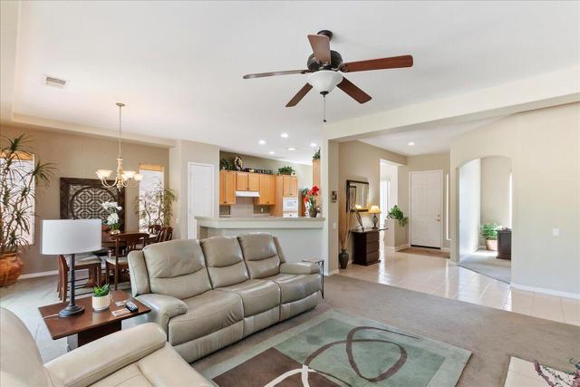 Property photo of 43539 Corte Del Oro