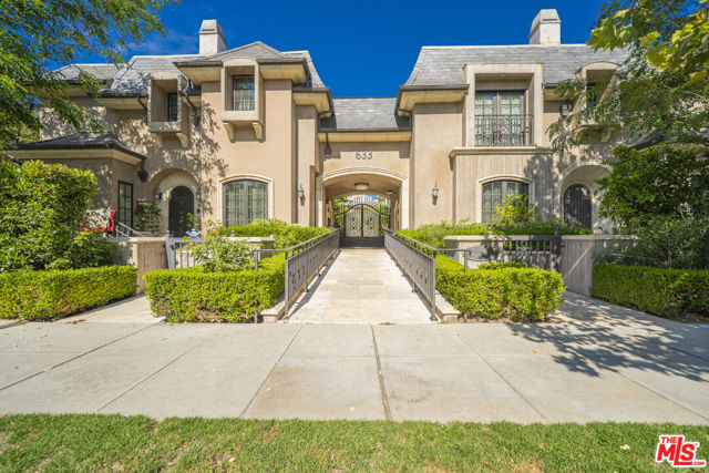 Property photo of 633 S Lake AV