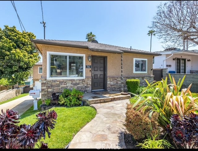 Property photo of 742 Loma Vista ST