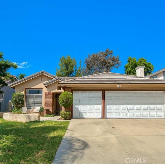 Property photo of 15344 Regatta WY