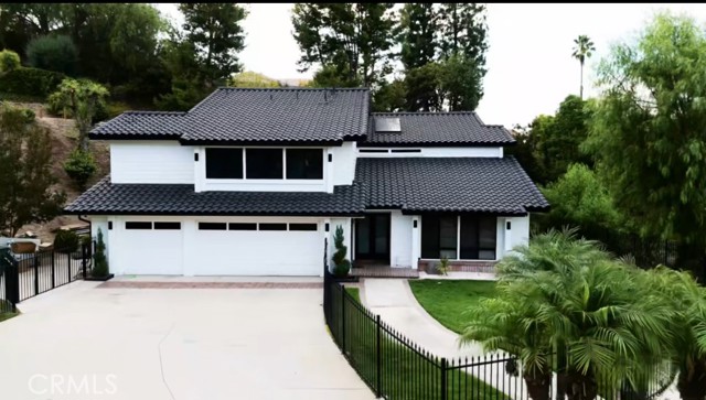 Property photo of 2969 E Hillside DR