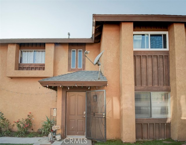 Property photo of 2119 W Edinger