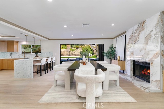 Property photo of 660 Featherwood Dr