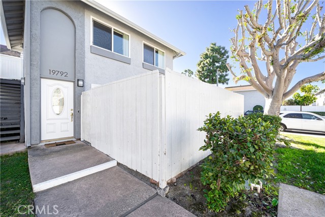 Property photo of 19792 Bromley LN