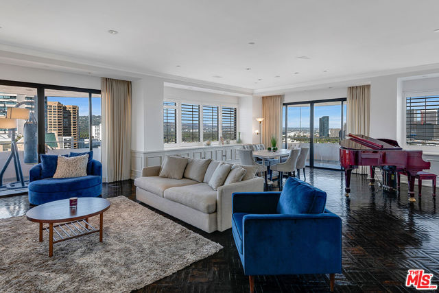 Property photo of 10560 Wilshire BL