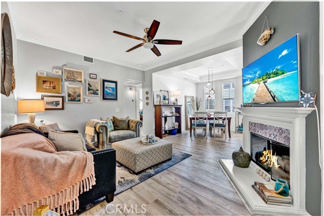 Property photo of 98 Hinterland WY