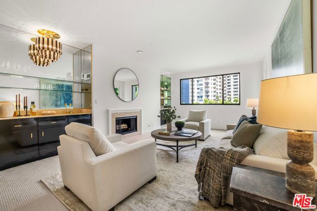 Property photo of 2122 Century Park LN