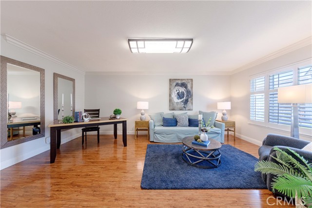 Property photo of 4572 Larwin AV