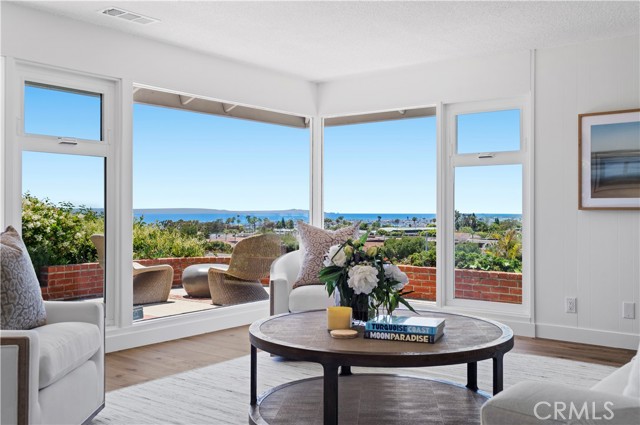 Property photo of 1007 White Sails WY
