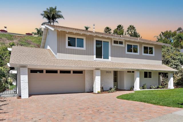 Property photo of 24235 Via Aquara Ave