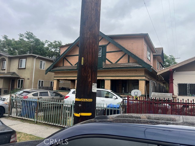 Property photo of 154 W 59th Pl