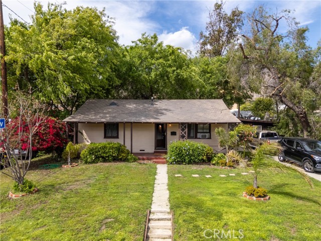 Property photo of 1655 E Woodbury RD