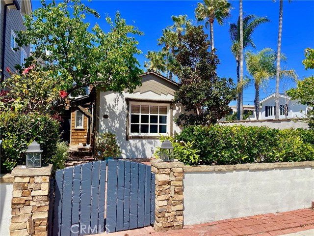 Property photo of 135 Turquoise AV