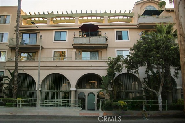 Property photo of 555 Maine AV