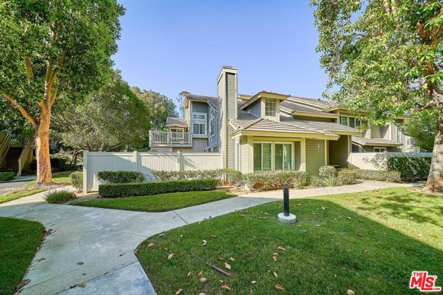 Property photo of 2609 S Quarry LN