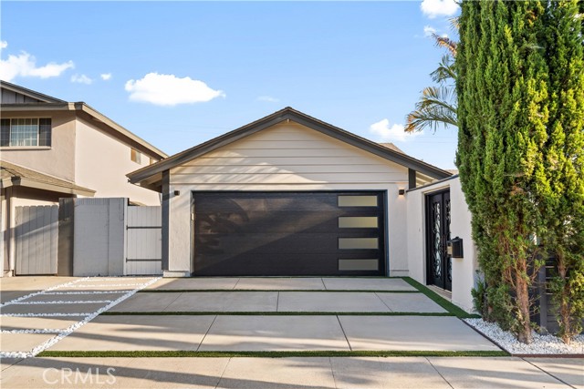Property photo of 553 Sturgeon DR