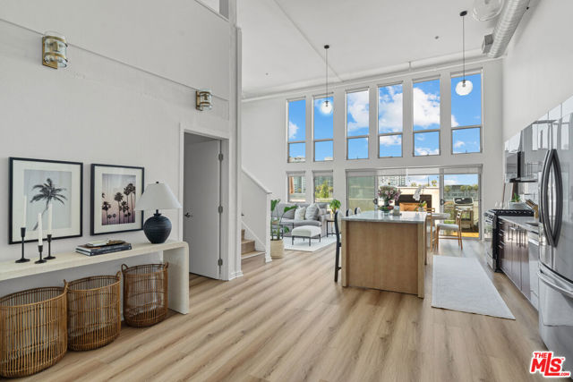 Property photo of 4215 Glencoe AV
