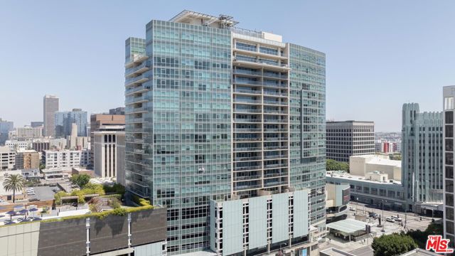 Property photo of 3785 Wilshire BL