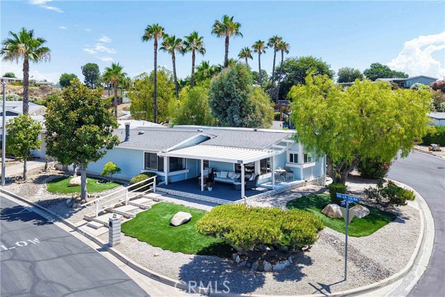 Property photo of 38344 Via La Colina