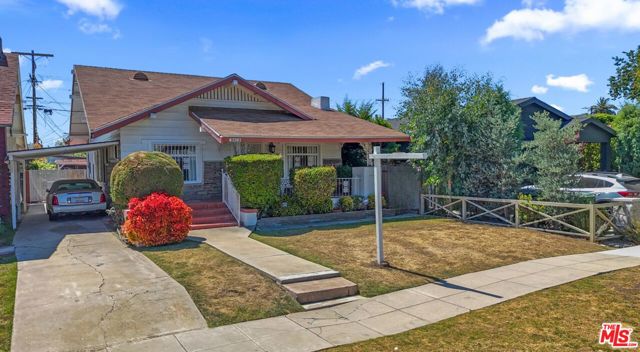 Property photo of 3613 S Gramercy PL