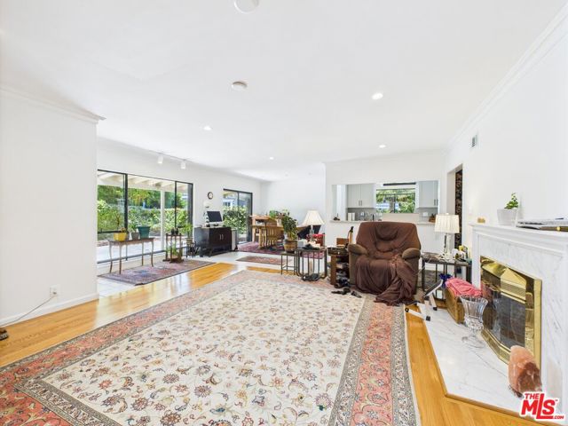 Property photo of 7449 Kentwood AV