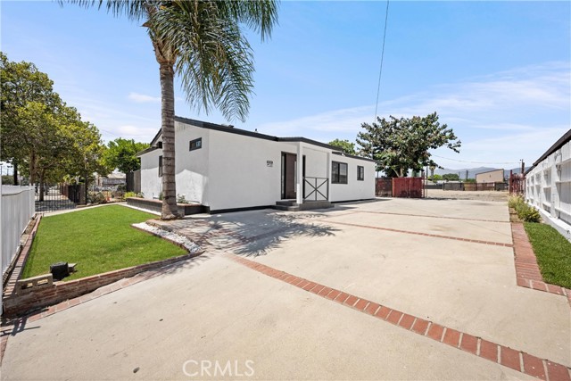 Property photo of 1163 E Mission BL