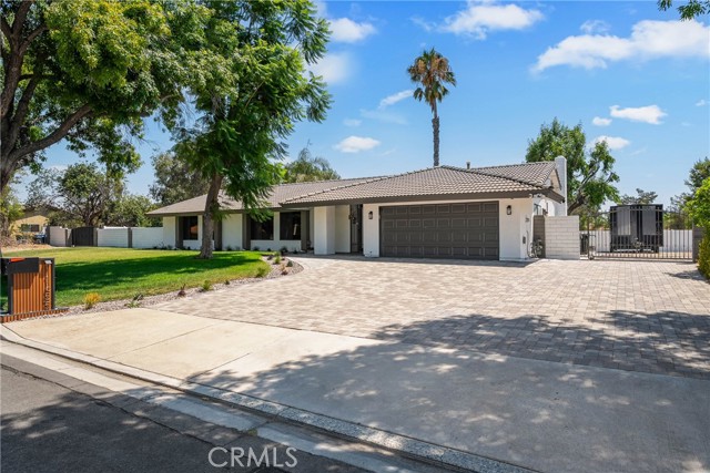 Property photo of 11655 Overland DR