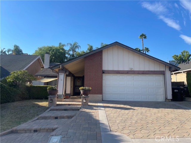 Property photo of 2633 E Maureen ST