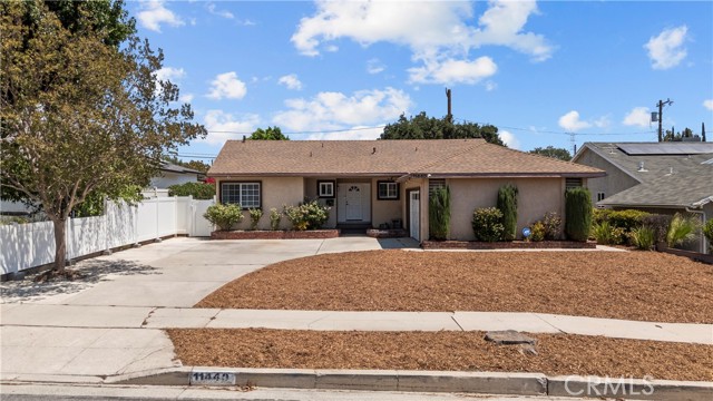 Property photo of 11440 Gothic AV