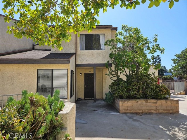Property photo of 620 W Hyde Park BL