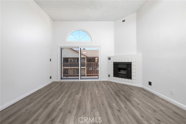 Property photo of 445 W 6th Street
