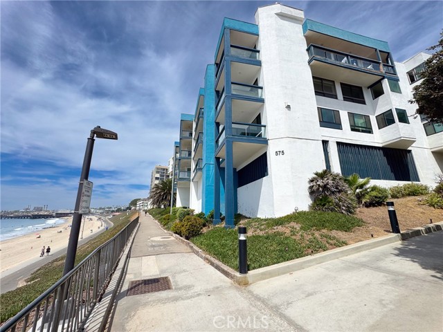 Property photo of 575 Esplanade