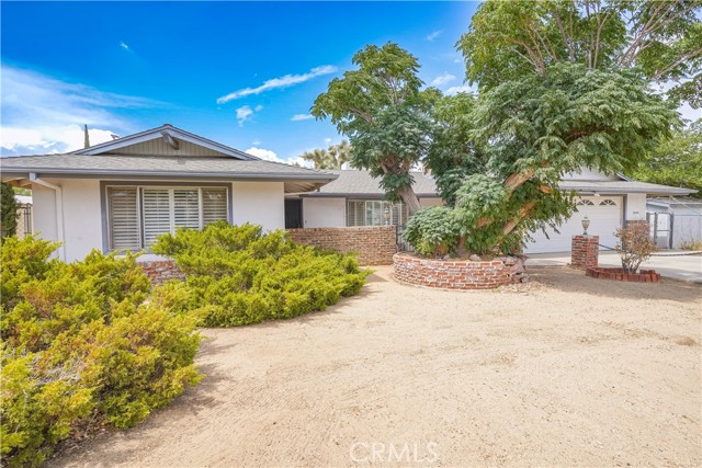 Property photo of 56320 Tamarisk CT