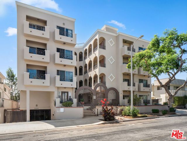 Property photo of 1629 Armacost AV
