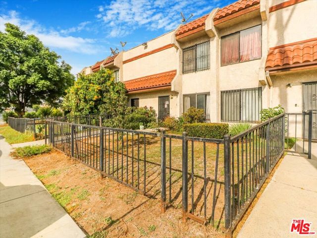 Property photo of 11414 S Budlong AV