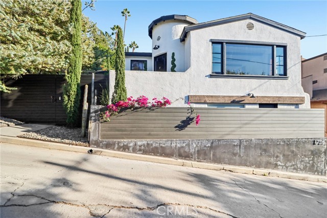 Photo of 1726 N Occidental