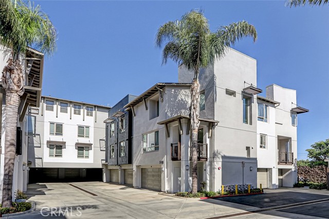 Property photo of 5410 W 149th