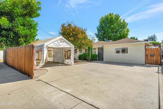 Property photo of 7322 Lindley AV