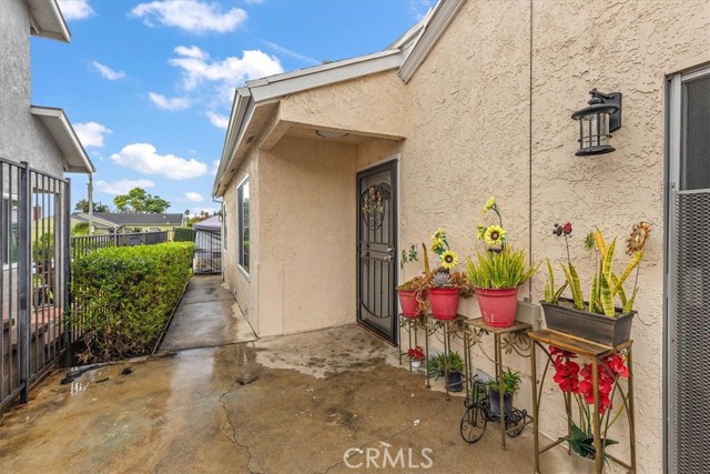 Property photo of 11612 Cimarron Ave