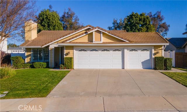 Property photo of 41552 Willow Run